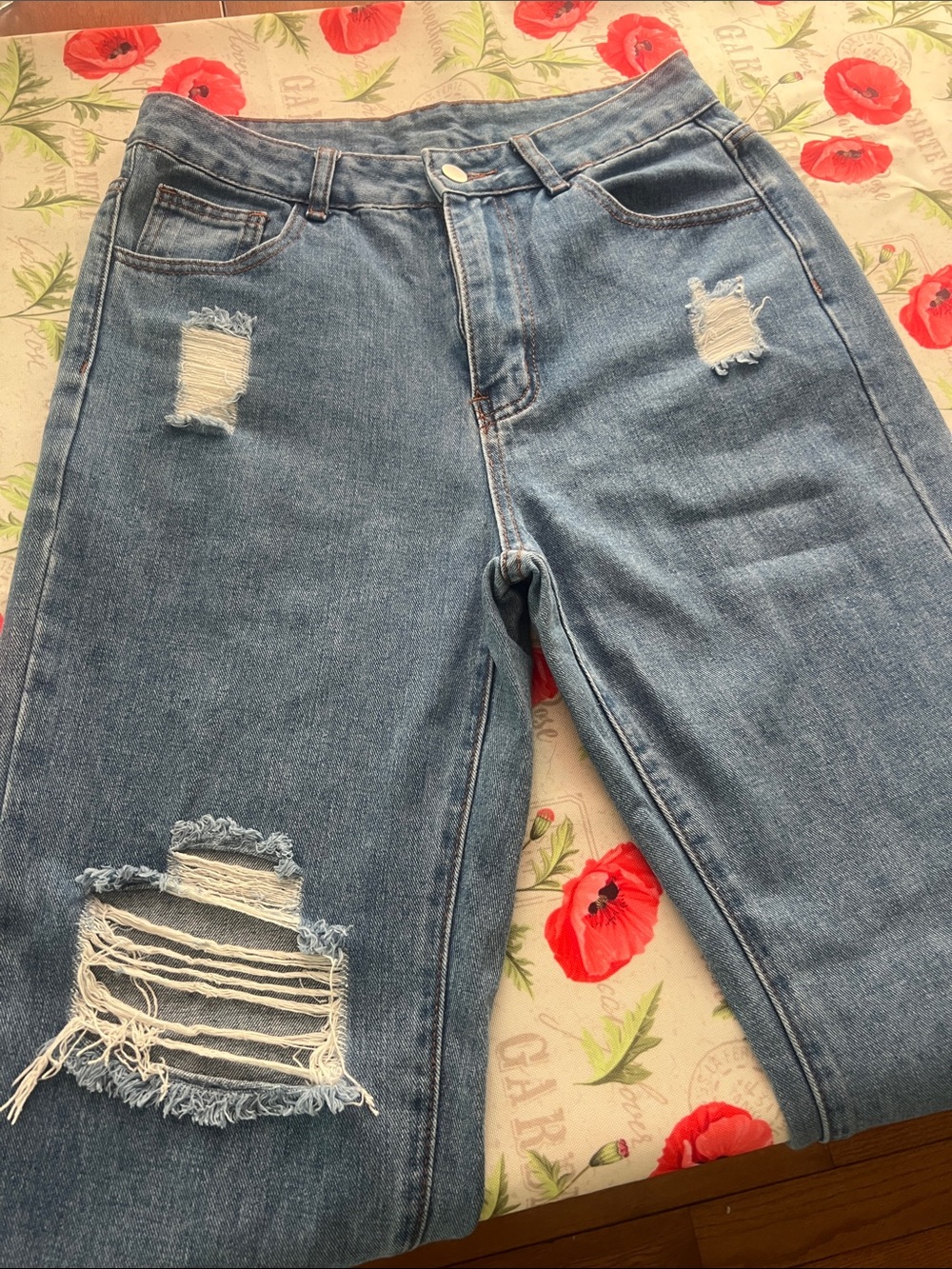 SHEIN Light Blue High-Rise Distressed Women's Jeans